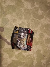 LEGO Marvel: The Hulk (5003084) bag has issues read description
