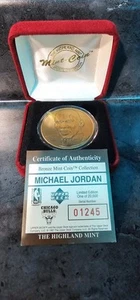 RARE MICHAEL JORDAN LIMITED BRONZE MINT COIN #1245 HIGHLAND MINT CHICAGO BULLS - Picture 1 of 3