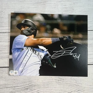 Julio Rodriguez Mariners MLB Signed Auto 8x10 Photo Beckett BAS COA - Picture 1 of 2