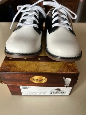 Footmates Cheer Saddle Oxford Size 7.5 Child Black & White Dress School Uniform - Image 1 of 4
