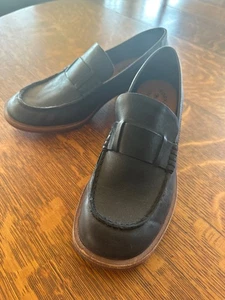Neu im Karton Kork-Ease Kya Damen-Loafer aus Leder in Schwarz - Bild 1 von 10