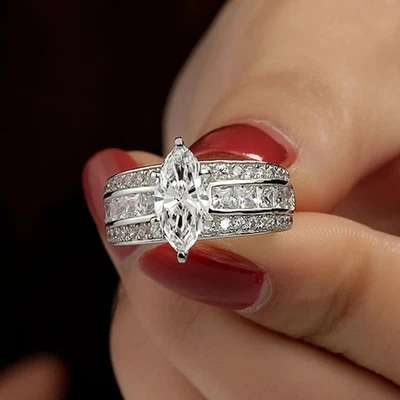 Alianza de boda de diamantes creados de corte marquesa de 4 quilates llena de oro blanco de 14 quilates regalo de fiesta Foto 1 de 4