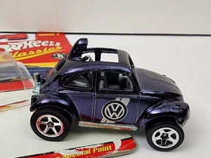HOT WHEELS CLASSICS 40th ANNIVERSARY #2 OF 15 BAJA BEETLE HOT PURPLE / A21 - Picture 1 of 3