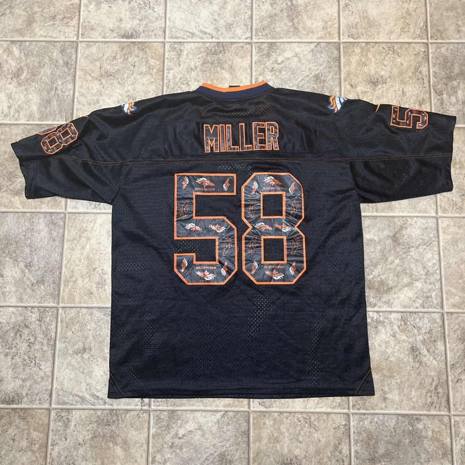 Camiseta bordada preta personalizada NFL Von Miller Denver Bronco - Imagem 1 de 4