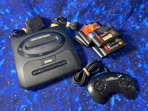 Vintage Sega Genesis MK-1631 mit Controller Power Video Audio Kabel 7 Spiele - Bild 1 von 3