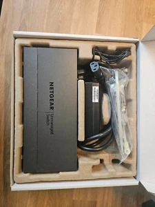 NETGEAR GS108LP 8-port Gigabit Ethernet PoE+ Unmanaged Switch - Picture 1 of 4