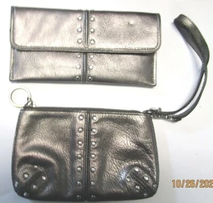 MICHAEL KORS..WRISTLET AND WALLET.. SILVER - Picture 1 of 1