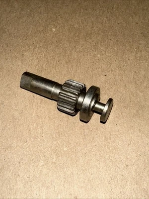 Stihl 028 WB Chainsaw Oiler Pump Piston 1118 647 0605 OEM - Image 1 of 3