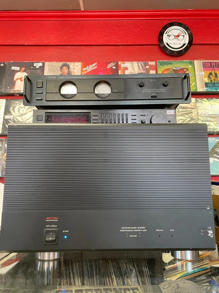 ADCOM GFA-585SE Stereo Power Amplifier 450WPC 8Ohms TESTED WORKS GREAT - Image 1 of 4