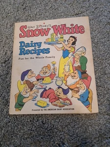 Walt Disney's Snow White Dairy Recipes Vintage Cookbook American Dairy Assoc. - Picture 1 of 6