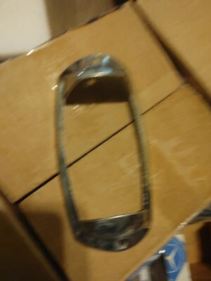 Luz trasera única para Mercedes Benz 190SL lente cromada Foto 1 de 2