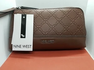 Nine West 9W Wristlet Color  Mahogany Two Compartments New With Tags! - Picture 1 of 13