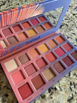 VIOLET VOSS CORAL CRUSH EYESHADOW PALETTE Full Size New In Box - Image 1 of 4
