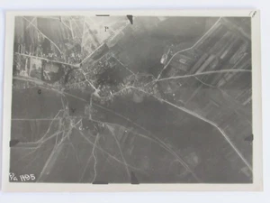 02E17 PHOTOGRAPHIE AÉRIENNE 14/18 PHOTO AVION VUE SECTEUR A DÉFINIR 1915 /16 WWI - Picture 1 of 4