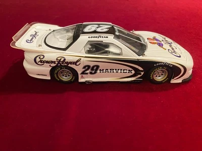 De colección Kevin Harvick # 29 Crown Royal IROC 2004 1/24 NASCAR Diecast lote 107 Foto 1 de 4
