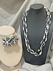 Vintage West Germany 48" schwarz weiß Box Link Halskette Clip auf Ohrringe LESEN  - Bild 1 von 11