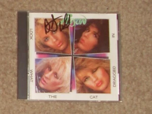 Bret Michaels signed CD ( Look What The Cat Dragged In ) - Picture 1 of 1
