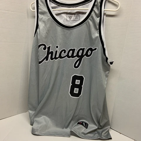 Chicago Bulls Zach Lavine White Sox Jersey Size L SGA Giveaway 4/4/23 Cover
