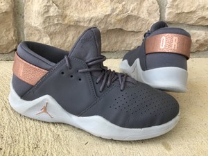 jordans junior size 3