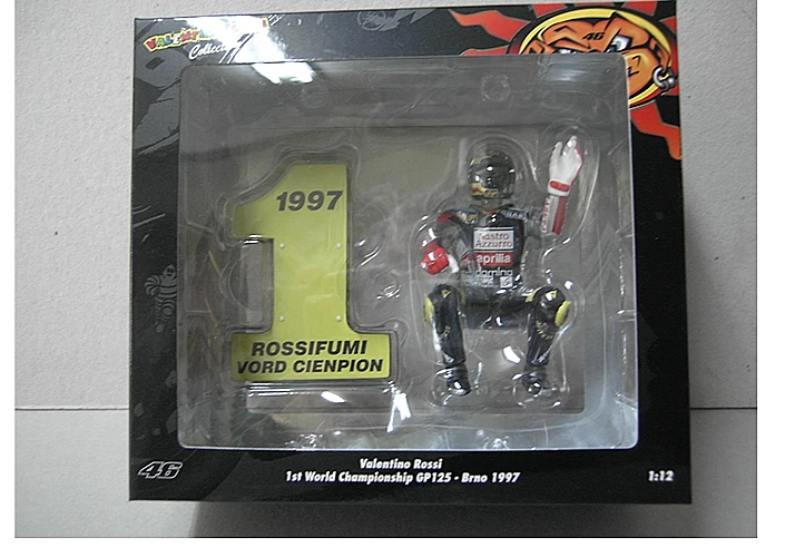 MINICHAMPS PMA 312970246 FIGURINE PILOTINO 1997 BRNO GP 125 ROSSI 1/12 scale - Immagine 1 di 1