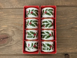 Christmas Holly Napkin Rings Porcelain Set of 8 Made In Japan - Picture 1 of 24