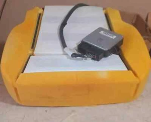 +New GM 15783891 Module Kit,Inflator Restraint Front Pass Presence 06-07 Ion - Picture 1 of 1