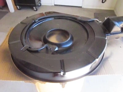 BASE LIMPIADOR DE AIRE MOPAR AÑOS 70 Foto 1 de 4