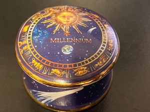 Millenium Florence Collectibles Trinket Box Fine Bone China Made in England - Picture 1 of 6