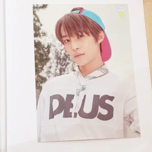 NCT WayV YANGYANG Photo from Photo Pack SM Official Goods YANG Type B - Picture 1 of 1