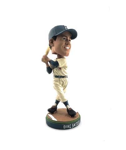 Duke Snider Los Angeles / Brooklyn Dodgers Stadium Giveaway SGA bobblehead 2011 Cover