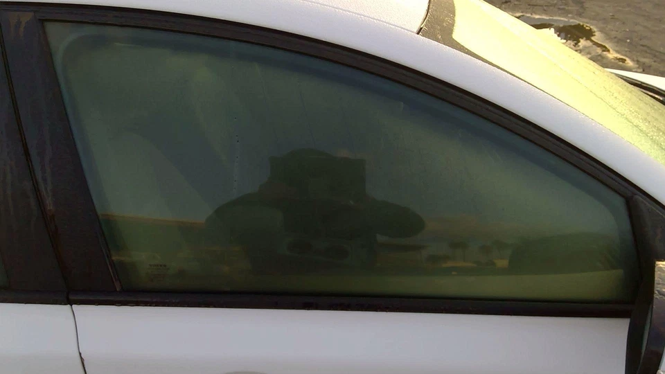 Front Door Glass/window VOLVO S40 Right 04 05 06 07 08 09 10 11 — 第 1/1 张图片