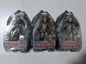 Juego de 3 figuras de acción NECA Predator 2 City Hunter, Chamán, Jabalí - Imagen 1 de 1