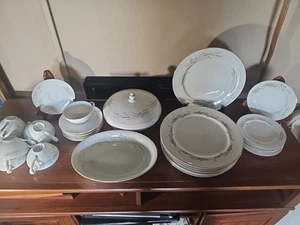 LOT OF 35 Setting for 8 Fine China GOLDEN HARVEST Plates, serving, Cups & Mor - Picture 1 of 19