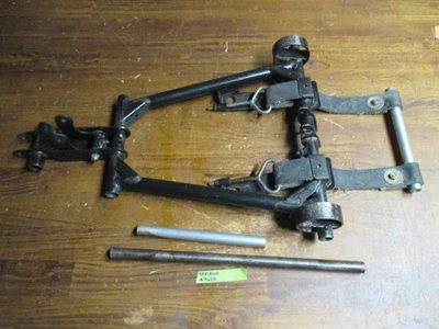 Conjunto de brazo de par oscilación delantero suspensión moto de nieve Polaris XCR 600 98 Foto 1 de 4