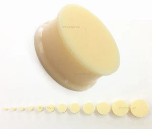 NUDE PALE SKIN COLOURED EAR PLUGS DISCREET TUNNELS HIDER FLESH DOUBLE FLARE - Picture 1 of 1