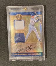 Cody Bellinger Chronicles Gold Standard  /99 Auto Dual Jersey Patch