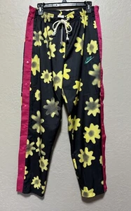 Nike Sportswear Mens Floral Tear Away Jogger Pants Sz Large BlackPink DM5027-507 - Picture 1 of 6