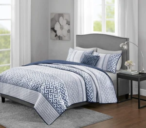 Madison Park Blue Coverlet Set 90" x 90" Full/Queen Polyester Geometric 4-Piece - Picture 1 of 12