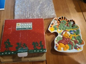 Vintage Disney Santa's Workshop Winnie the Pooh Candy Dish, Nice! - Picture 1 of 3