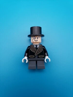 Lego DC Super Heroes Minifigure The Penguin - Fur Collar Top Hat 76010! - Image 1 of 4