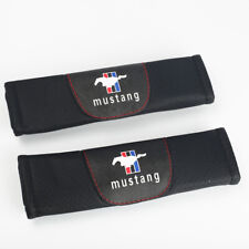 Produktbild - 2X Schwarz Farbe Auto Sicherheitsgurt Schulterkissen Abdeckung Pad Für Mustang