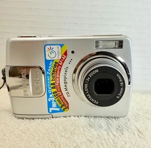Pentax Optio M20 7MP Digital Camera with 1GB SD Card - Tested & Working! - Picture 1 of 9