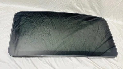 2004-2010 Toyota Sienna Sun Roof Sunroof Window Glass Factory OEM - Image 1 of 3