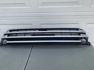 TOYOTA 4RUNNER LOWER RADIATOR GRILLE 19 20 21 22 GRILLE OEM GENUINE - Picture 1 of 3