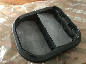 Alfa Romeo Mito, Giulietta NUEVO panel trasero solapa de ventilación 51826662 17D - Imagen 1 de 3