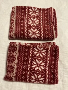 Malden Mills Polarfleece 2 St. Weihnachtsstern rot Kissenbezüge von Berkshire 20”X30” - Bild 1 von 4