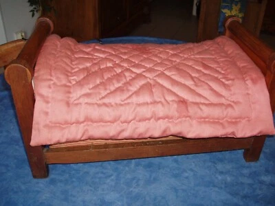 lit poupée ancien avec sa literie (années 1920-1940) - Photo 1/3