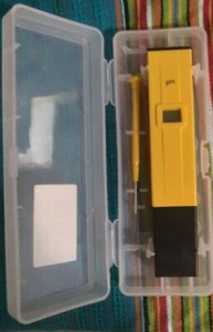 Yellow (I) Pen Type PH Meter PH-009 w/ 250 ML Buffer Powder pH6.86 - Picture 1 of 3