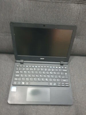 G966 Acer Aspire ES1-132-C8WF won't turn on no ram no hdd spares or repairs - Image 1 of 4