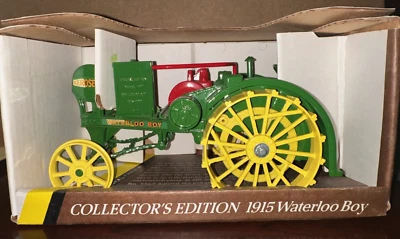 ERTL John Deere 1/16 1915 Waterloo Boy Tractor Blueprint réplicas #559 Foto 1 de 2